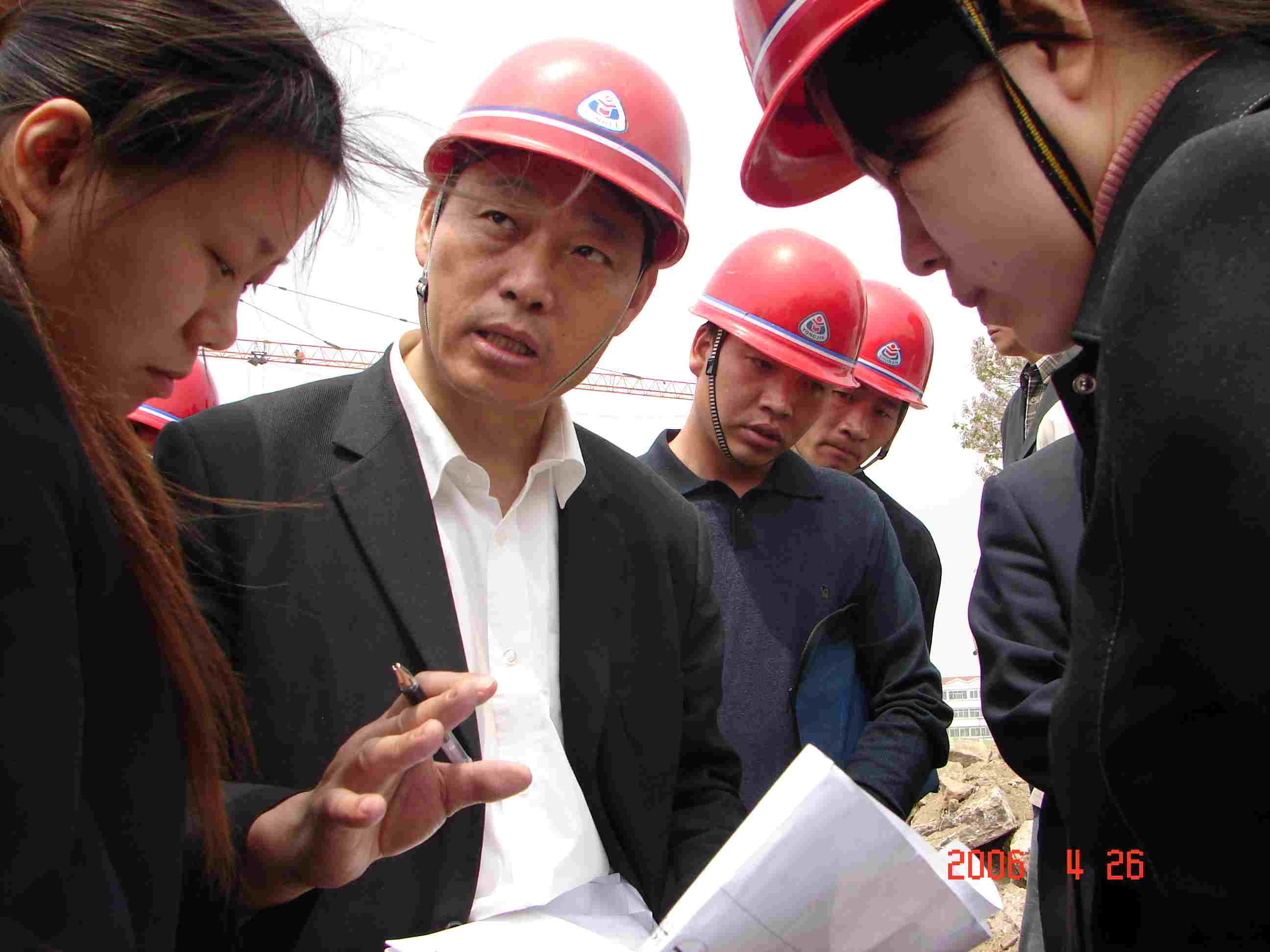 九巨龙开展“一房一验”客户满意工程